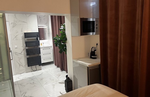 Les Pavillons-sous-Bois Apartment | P23 Suite 5 Etoiles - Hammam d'exception, relaxation et détente absolu