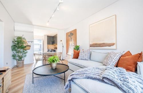 Paarl Apartment | Paarl 225 - Lux Modern 2 Bedroom Apartment with Parking