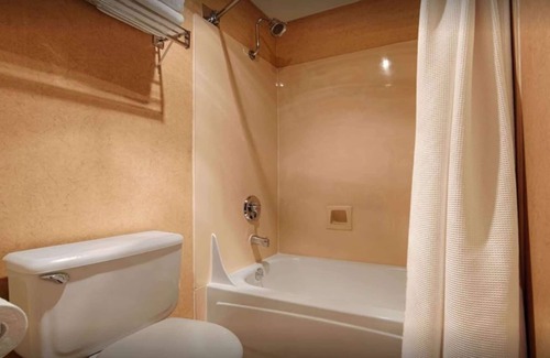 Rockaway Beach Hotel | Pacifica Lighthouse Hotel Trademark Collection by Wyndham