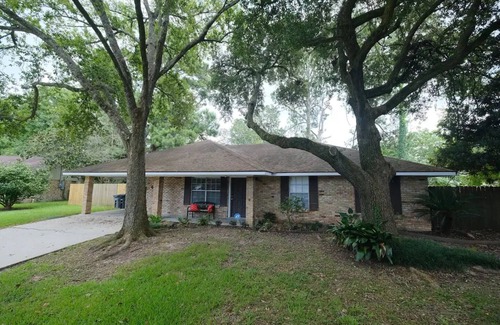 South Baton Rouge House | Padre's Place: a quiet residential home