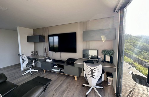 Cerritos House | Paisaje Campestre, Jacuzzi Espejo de Agua,top View