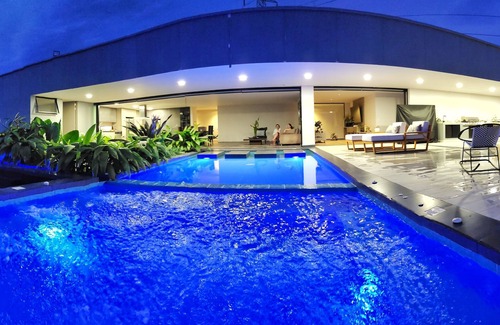 Cerritos House | Paisaje Campestre, Jacuzzi Espejo de Agua,top View