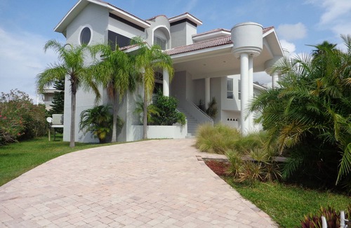 Tierra Verde House | Palace Lavishly Furnished For Vacation Rental