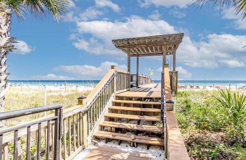 Ono Island Apartment | Palacio 205 By Pkrm