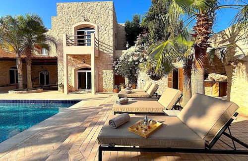 Ida Ougourd Villa | Palais Babel