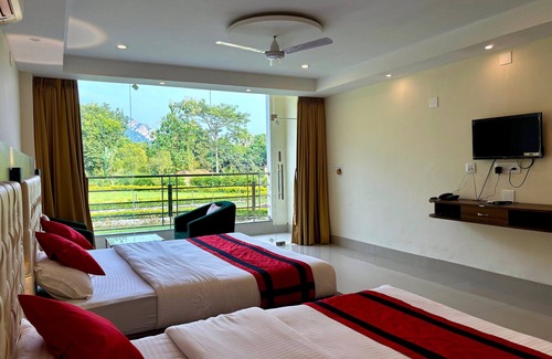 Purulia Hotel | Palashgram Eco Resort