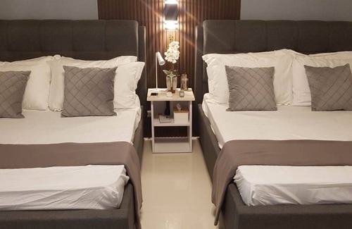 Puerto Princesa City Centre Condo | Palawan Elegant Best Condominium with FREE Pool, FREEGym, Parking & Pet Friendly