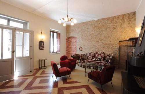 Vaccarizzo Albanese Bed & Breakfast | Palazzo Scura