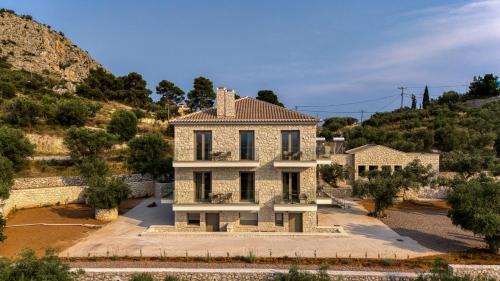 Nafplion City Centre Hotel | PALELIA living in the olive garden