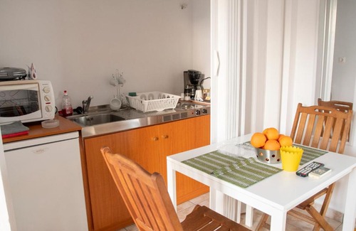 Isthmia Apartment | Paleo Kalamaki