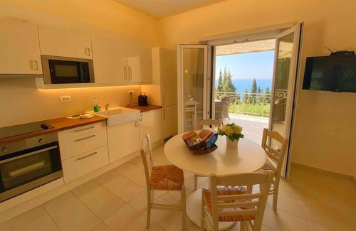 Vlachatika Cottage | Paleopetres K-Five - Premium Double Suite - Sea Views - Beach - Pool - Kalami -