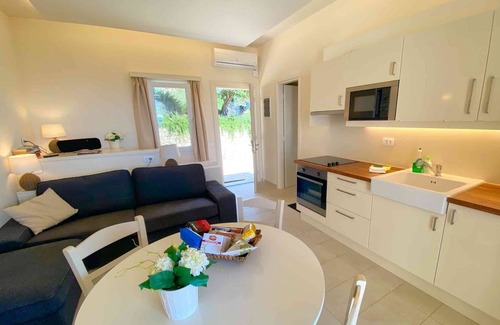 Vlachatika Cottage | Paleopetres K-Five - Premium Double Suite - Sea Views - Beach - Pool - Kalami -