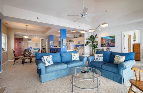 Lake Ozark Condo | Palisades 354 - Awesome Main Channel View
