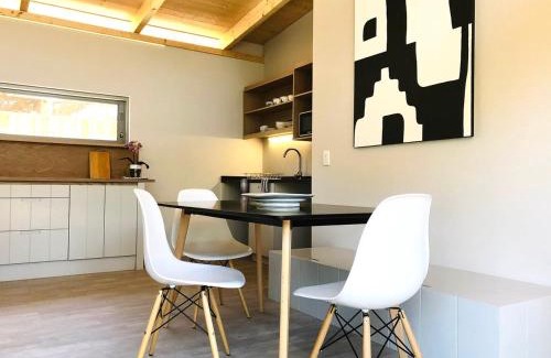 Milnerton Apartment | Palm and Pine Cottage