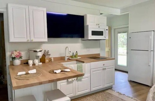 Jupiter Farms House | Palm Beach Jupiter, Fl. Studio Guest Apt on 2.5 acres minutes to Beaches/Golf