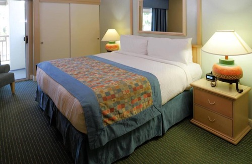 Canyon Corridor Resort | Palm Canyon Resort 1 bedroom, full kitchen