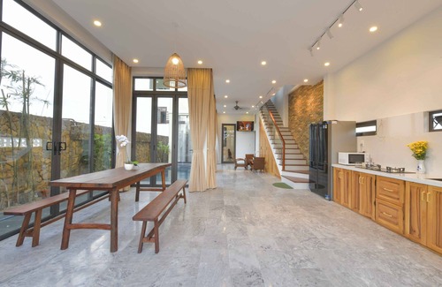 Cam An House | Palm Cove Vietnam Villa-beachfront pool river view and jacuzzi