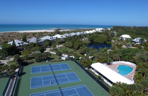 Placida Villa | Palm Island 3 Bedroom Superior Villa by RedAwning