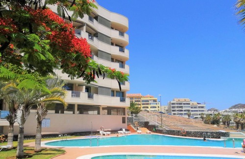 Palm-Mar Apartment | PALM March APARTMENT POOL VIEW