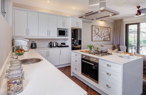 Victoria Falls Hotel | Palm River Hotel