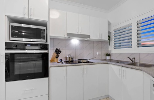 Trinity Beach Apartment | Palm Sea Trinity Beach