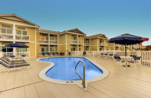 Atlantic Beach Hotel | Palm Suites