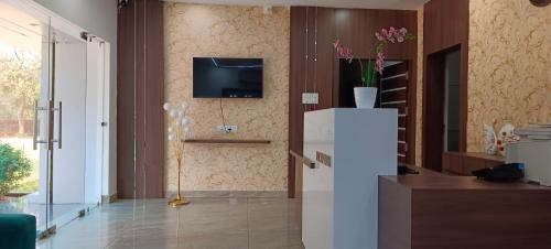Bhubaneshwar Bed & Breakfast | Palm Tree Haven