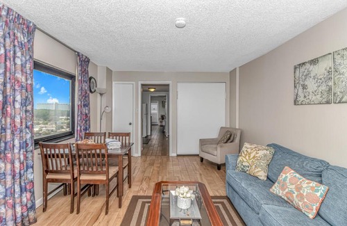 Myrtle Beach House | Palms 1006