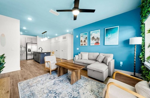 Upper Grand Lagoon Apartment | Panama City Escape | 3BR Apt w/Pool & Balcony!