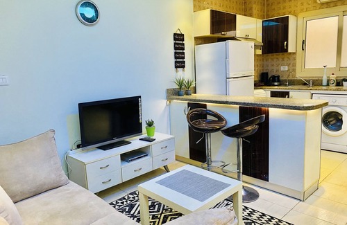 Sakkala Apartment | Panda House. Sheraton Road. 5 min from the beach