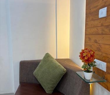 Nashik Apartment | Pandavleni Service Apartment