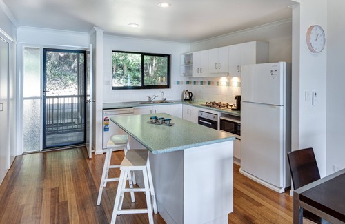 Hamilton Island Apartment | Panorama 15, Seaview Apartment on Hamilton Island