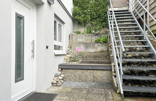 Neuravensburg Apartment | Panorama House - Apartment Säntis (pet friendly)