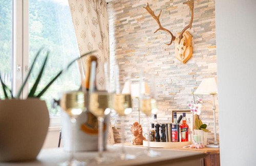 Bad Gastein Apartment | Panorama & SPA Apartment Kaiser Franz Josef I im Schillerhof