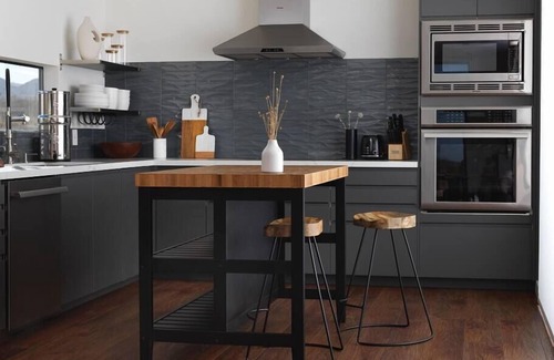 Panorama Heights House | Panoramic Heaven - Luxury Property Pool & Spa