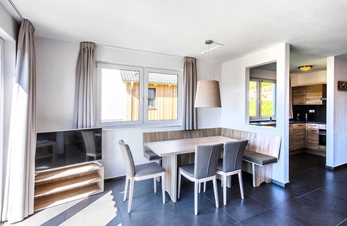 Mistelgau House | Panoramic house type 100 WD 07 - Panoramic house (100) in the holiday village at the Therme Obernsees