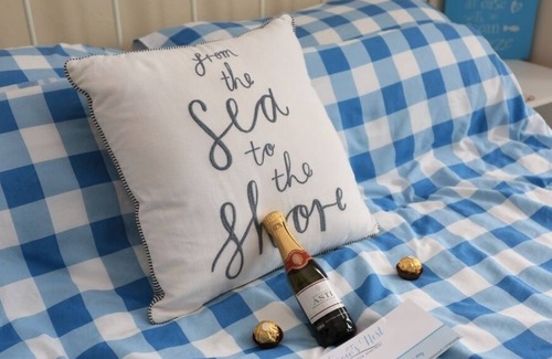 Boscombe Apartment | PANORAMIC SEA VIEWS - BALCONY - OVERLOOKS BOSCOMBE PIER - FM6054