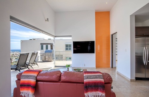 Libertad Apartment | Panoramic View Condo in Downtown Cabo 3BR