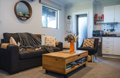 Mount Pleasant House | Panoramic Views and Relaxing Spa