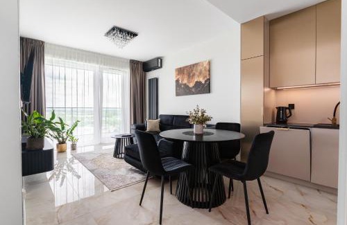 Nowe Miasto Apartment | Panoramica House 17 piętro, darmowy parking,samodzielne meldowanie, faktura vat