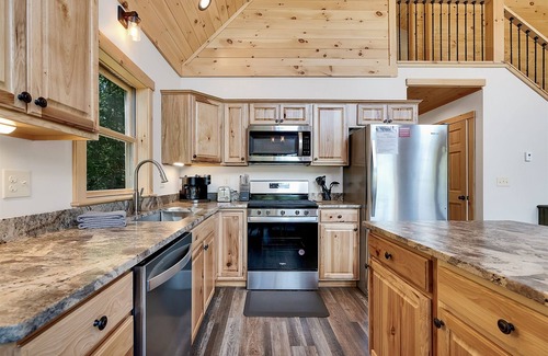 Bethel House | Papa Moose Lodge | 4 Bed, 3 Bath