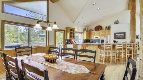 Sunriver House | Paper Birch 09