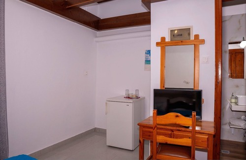 Zagora-Mouresi Apartment | Paradeisos Double Room 3
