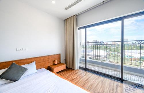 Nhat Tan Hotel | Paradise Apartment Âu Cơ - Tay Ho Lake