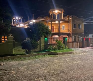 Spanish Town Apartment | paradise cove