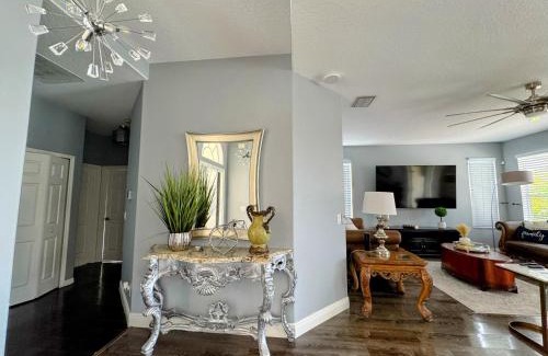 Trailer Estates House | Paradise Heated Pool Home Near IMG and Siesta Key Beach