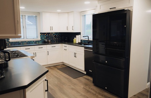 Clinton House | Paradise in Clinton! AIR-CONDITIONED
