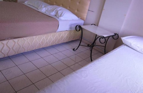 Taman Haji Zainal Apartment | paradise lagoon apartment