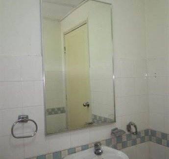 Taman Haji Zainal Apartment | paradise lagoon apartment