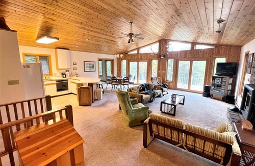 Park Falls House | Paradise on Pike Lake! | 4 Bedroom, 3 Bath
